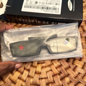 2X New Genuine Samsung 3D Glasses SSG-5100GB BN96-25615A